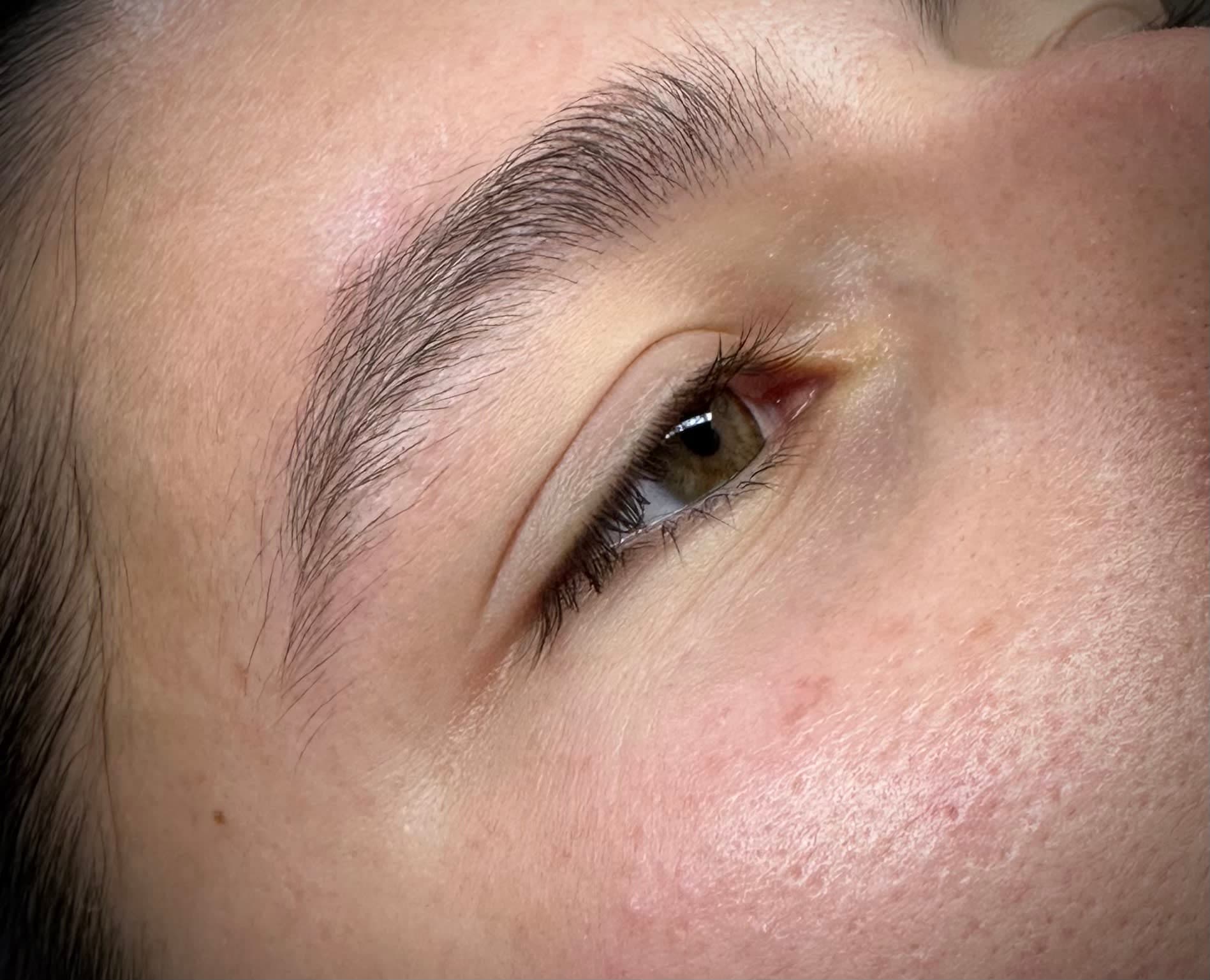 Lash lift coréen avec teinture — photo 2